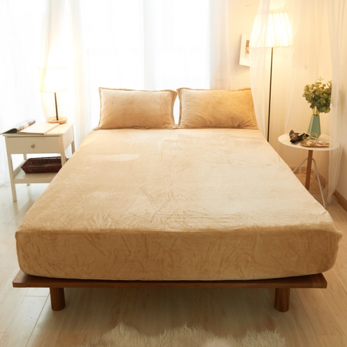 91家纺网 家纺一手货源 找家纺 简爱家纺 2025新款纯色法莱绒单床笠 驼色