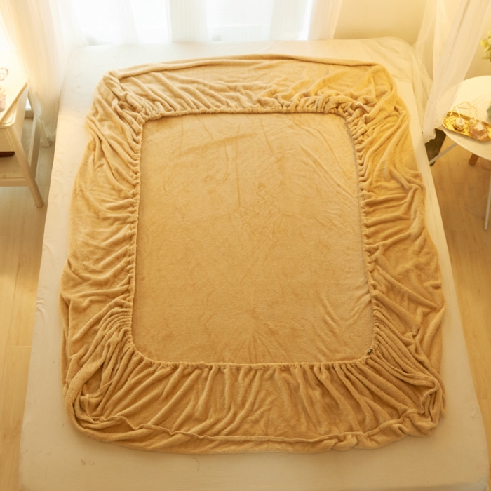 91家纺网 家纺一手货源 找家纺 简爱家纺 2025新款纯色法莱绒单床笠 驼色