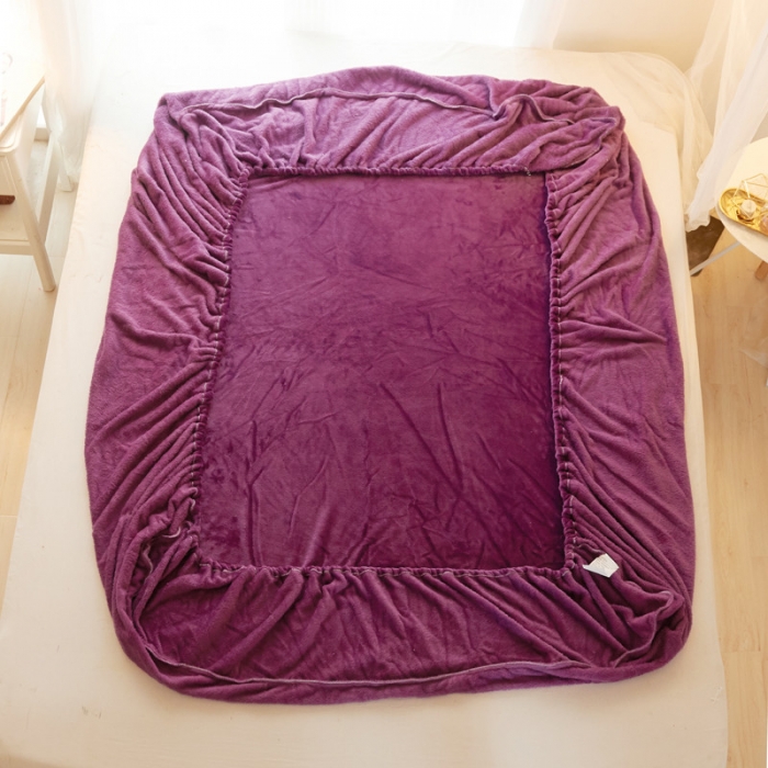 91家纺网 家纺一手货源 找家纺 简爱家纺 2025新款纯色法莱绒单床笠 深紫