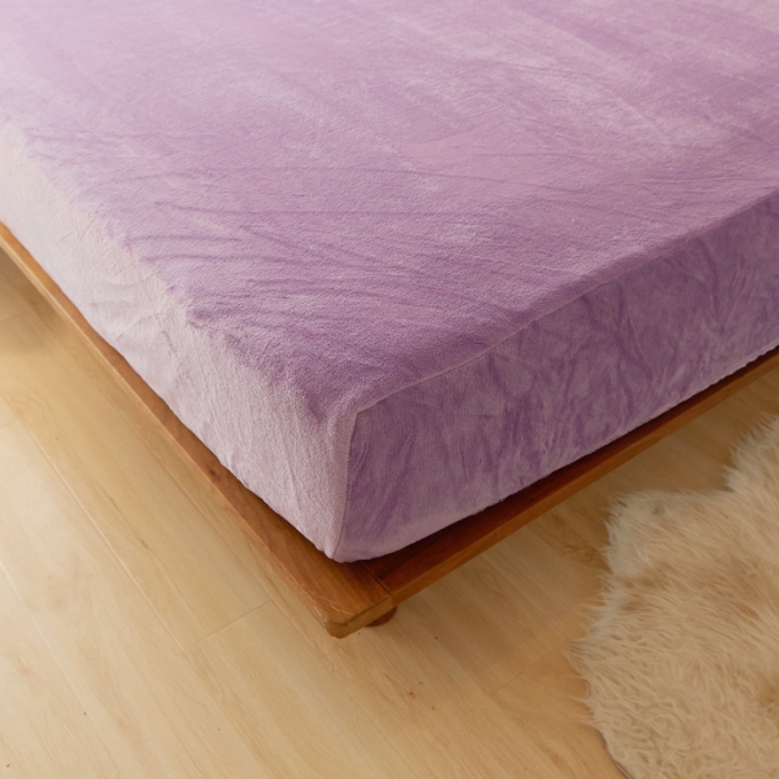 91家纺网 家纺一手货源 找家纺 简爱家纺 2025新款纯色法莱绒单床笠 浅紫