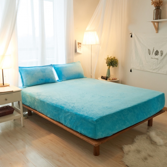 91家纺网 家纺一手货源 找家纺 简爱家纺 2025新款纯色法莱绒单床笠 湖蓝