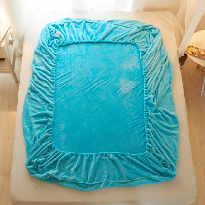 91家纺网 家纺一手货源 找家纺 简爱家纺 2025新款纯色法莱绒单床笠 湖蓝