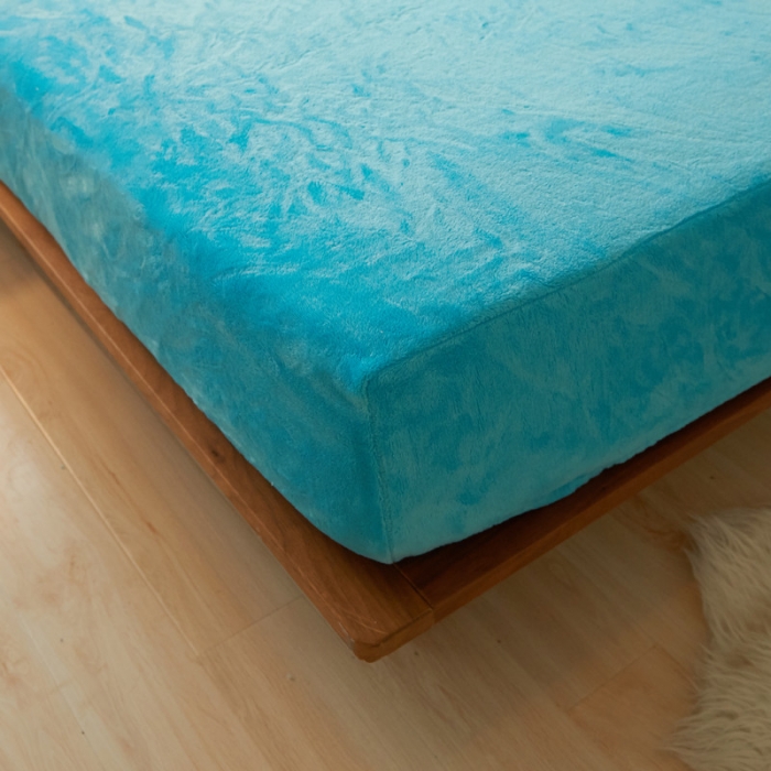 91家纺网 家纺一手货源 找家纺 简爱家纺 2025新款纯色法莱绒单床笠 湖蓝