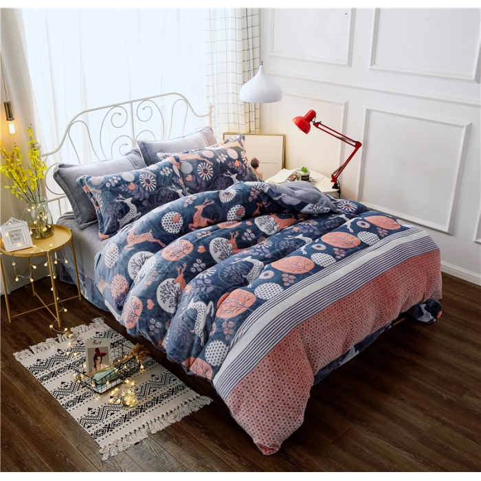 91家纺网 家纺一手货源 找家纺 青竹苑 2018-7D雕花水晶绒四件套 快乐森林-灰