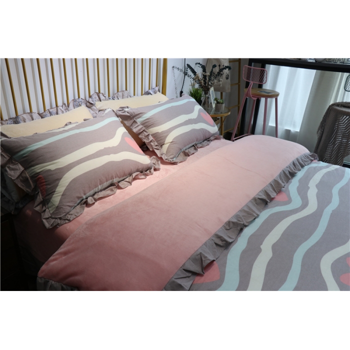 91家纺网 家纺一手货源 找家纺 青竹苑 2018韩版棉加绒全棉法莱绒四件套 甜甜心语