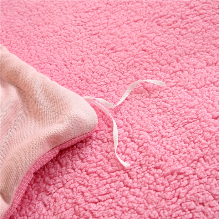 91家纺网 家纺一手货源 找家纺 青竹苑 2018多功能水晶绒羊羔绒双拼被套单品 嫩粉玉