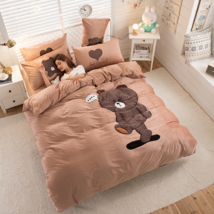 91家纺网 家纺一手货源 找家纺 （总）青竹苑 2019保暖套件贴布绣花水晶绒四件套