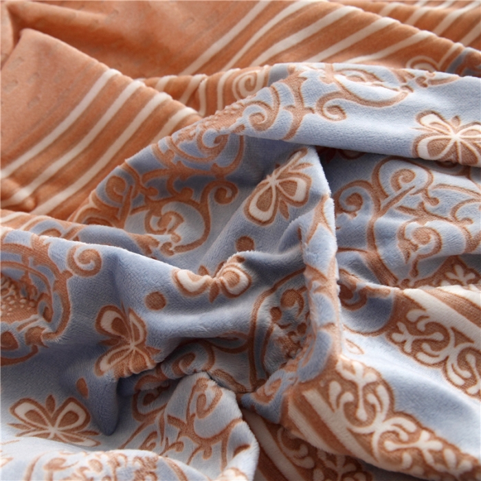 91家纺网 家纺一手货源 找家纺 青竹苑 2019保暖套件6D雕花绒四件套 城堡-蓝