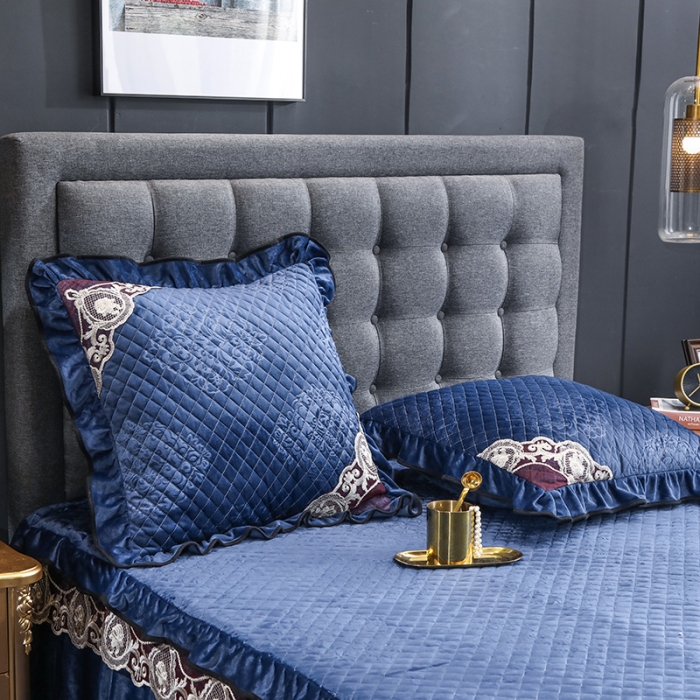 91家纺网 家纺一手货源 找家纺 福丽莱家纺 2019新款水晶绒床裙四件套 深蓝