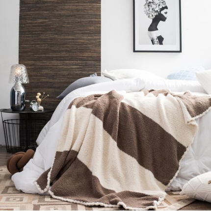 91家纺网 家纺一手货源 找家纺 暖绵绵家纺 玛亚毯子秋冬软绵绵针织毯子线毯 咖