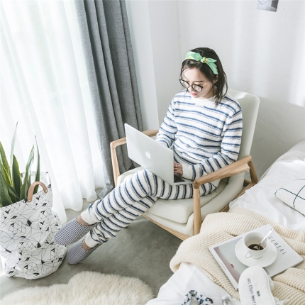 暖绵绵家纺 马丽多家居服秋冬软绵绵 蓝条纹