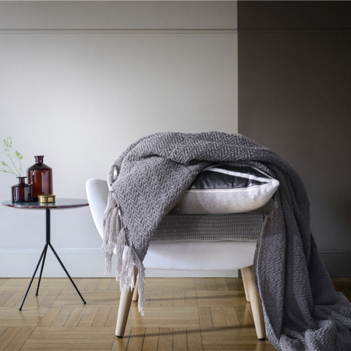 91家纺网 家纺一手货源 找家纺 暖绵绵家纺 新款卡尔德拉毛毯针织毯子线毯 深灰色