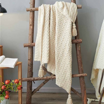 91家纺网 家纺一手货源 找家纺 暖绵绵 新款艾斯系列针织毯子线毯毛毯 米杏