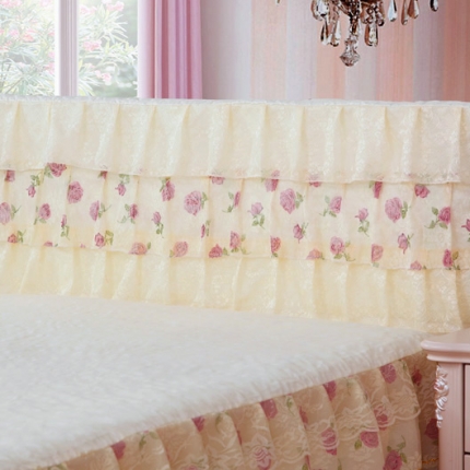 91家纺网 家纺一手货源 找家纺 情恒家纺 2019蕾丝床头罩大靠背靠垫凤舞玫瑰系列 米黄色