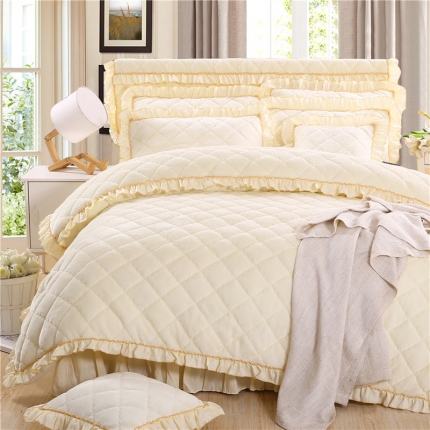 91家纺网 家纺一手货源 找家纺 情恒家纺 2025新款法莱绒夹棉四件套 米黄