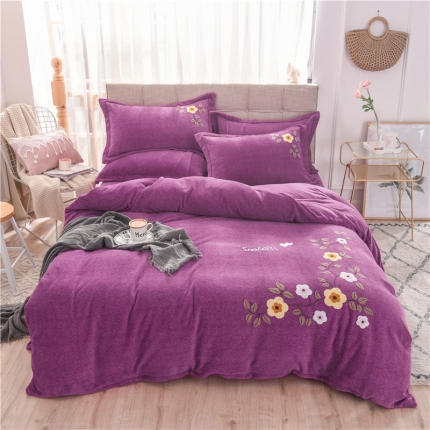 91家纺网 家纺一手货源 找家纺 （总）梵克保罗 2020新款牛奶绒宝宝绒毛巾绣四件套