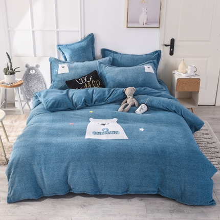 91家纺网 家纺一手货源 找家纺 （总）梵克保罗 2020新款牛奶绒宝宝绒毛巾绣四件套