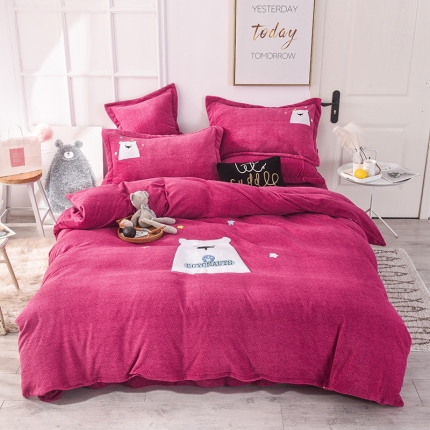 91家纺网 家纺一手货源 找家纺 （总）梵克保罗 2020新款牛奶绒宝宝绒毛巾绣四件套