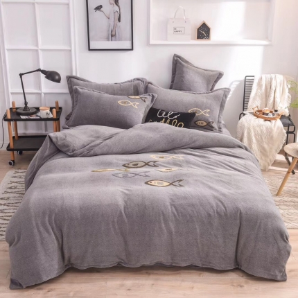 91家纺网 家纺一手货源 找家纺 （总）梵克保罗 2020新款牛奶绒宝宝绒毛巾绣四件套