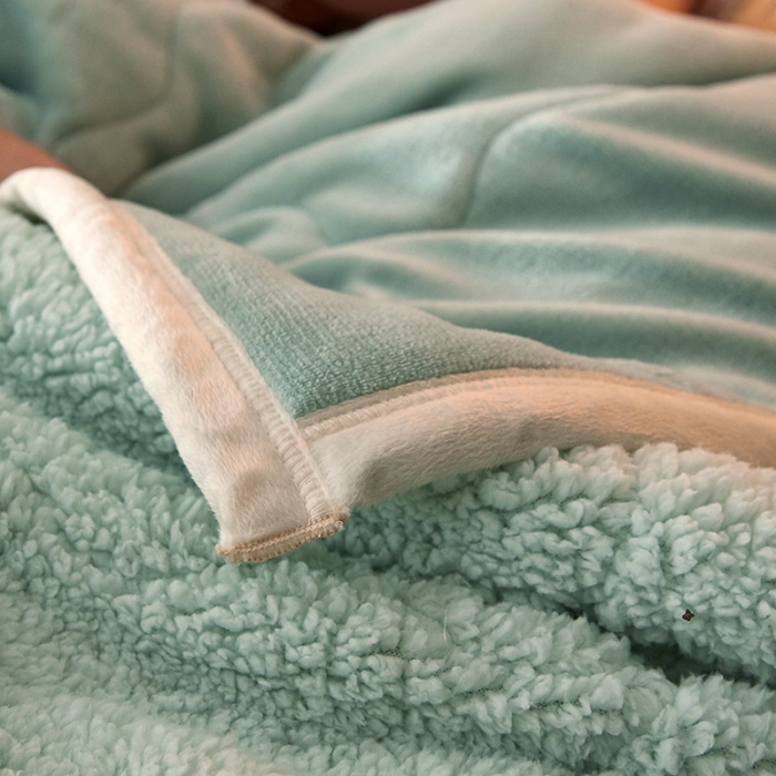 91家纺网 家纺一手货源 找家纺 温宁家纺 三层夹棉法莱绒+羊羔绒夹棉毛毯 抹茶绿