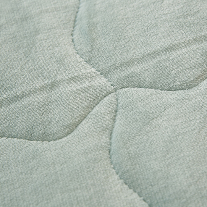 91家纺网 家纺一手货源 找家纺 温宁家纺 三层夹棉法莱绒+羊羔绒夹棉毛毯 抹茶绿