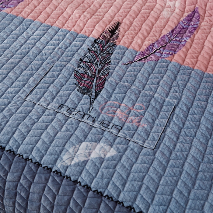 91家纺网 家纺一手货源 找家纺 温宁家纺 水晶绒水洗棉床盖 孔雀羽