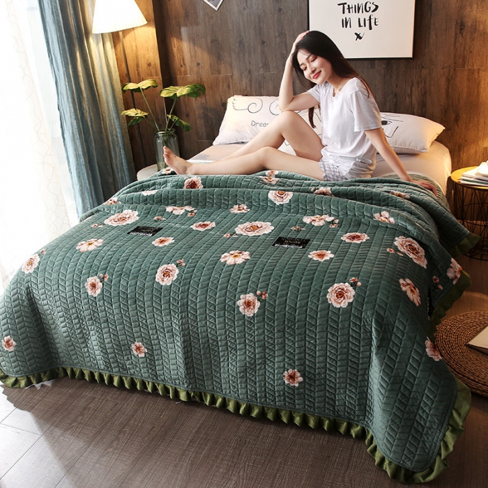 91家纺网 家纺一手货源 找家纺 温宁家纺 水晶绒水洗棉床盖 洛雅