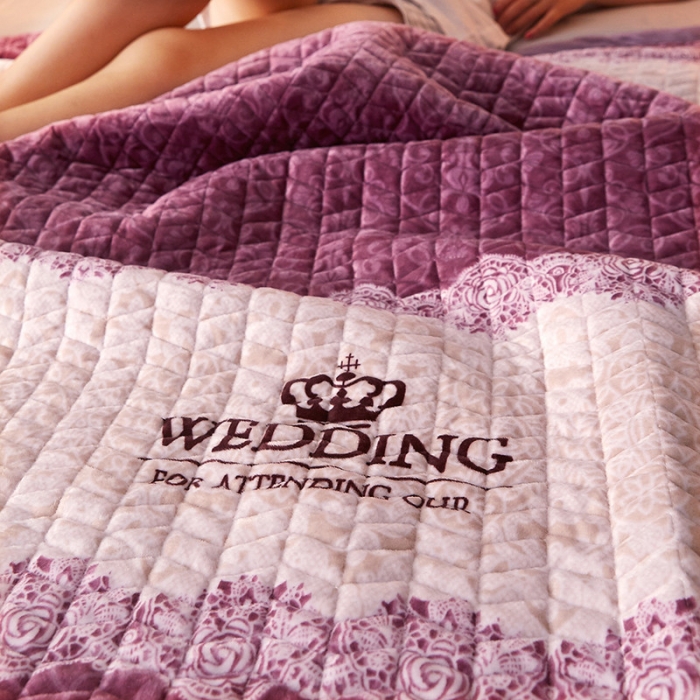 91家纺网 家纺一手货源 找家纺 温宁家纺 水晶绒水洗棉床盖 欧式格调