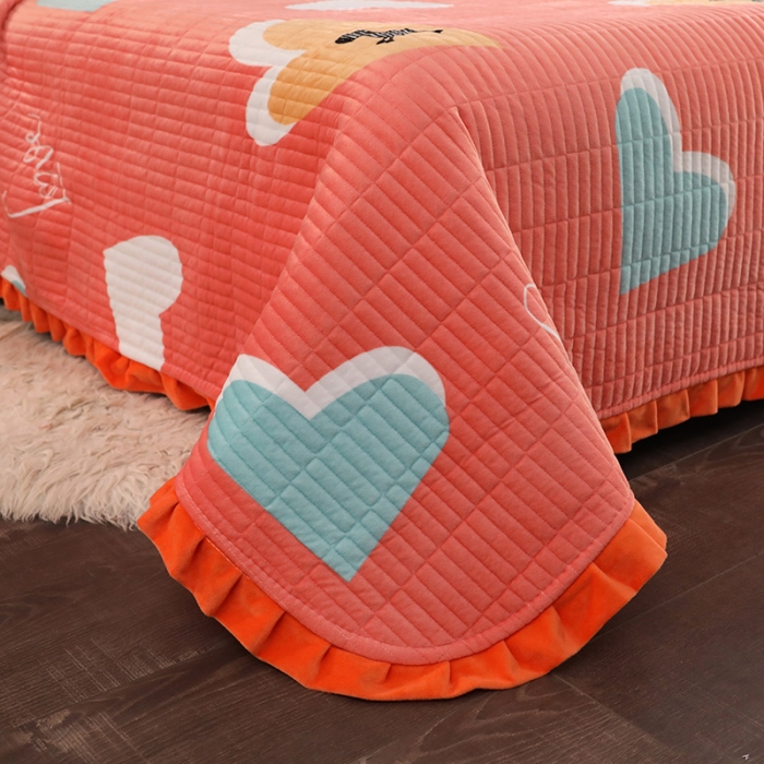 91家纺网 家纺一手货源 找家纺 温宁家纺 水晶绒水洗棉床盖 大爱心