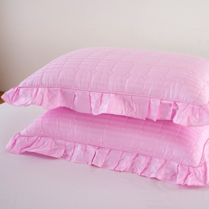 91家纺网 家纺一手货源 找家纺 （总）爱妮玖玖全棉纯色缎条夹棉花边枕套一对45cm*75cm