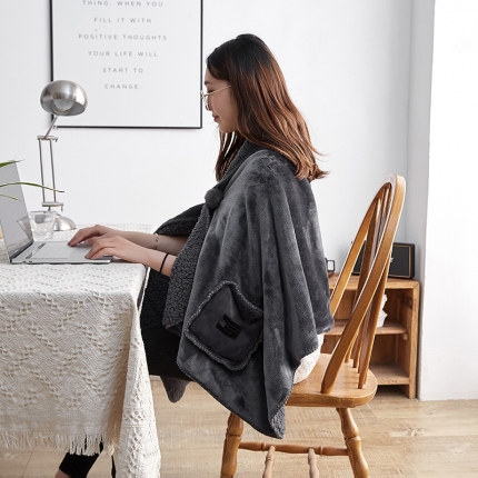 91家纺网 家纺一手货源 找家纺 （总）网客家纺 2024新款羊羔绒懒人多功能披肩毯