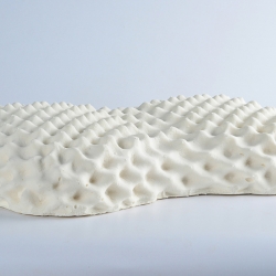 91家纺网 家纺一手货源 找家纺 latex systems雷克斯 乳胶寝具系列高低平滑枕