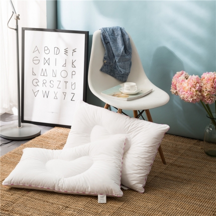 91家纺网 家纺一手货源 找家纺 境月枕芯  爱心纤维枕