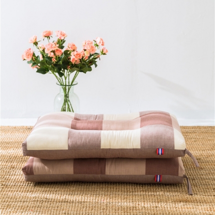 91家纺网 家纺一手货源 找家纺 境月 水洗棉水洗枕 咖大格