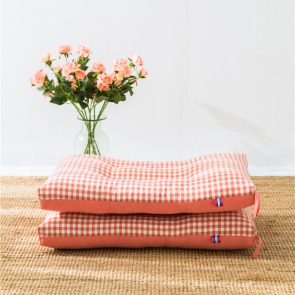 91家纺网 家纺一手货源 找家纺 境月 水洗棉水洗枕 红小格