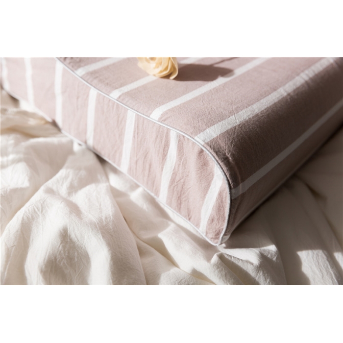 91家纺网 家纺一手货源 找家纺 境月枕芯 2018新款枕头枕芯安眠曲线枕水洗棉条纹-咖色