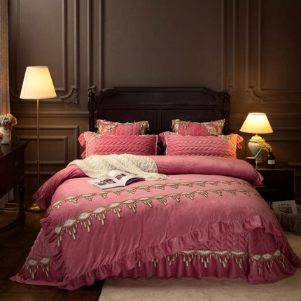 91家纺网 家纺一手货源 找家纺 （总）菊上家纺 2019法式浪漫夹棉加厚贵妃绒系列四件套