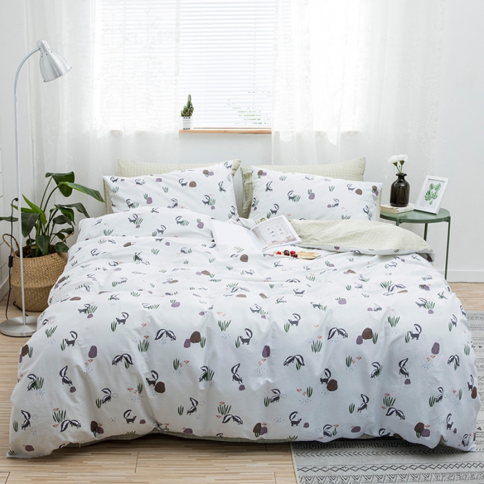 91家纺网 家纺一手货源 找家纺 感遇家纺 2018秋冬新品全棉印花四件套 小松鼠