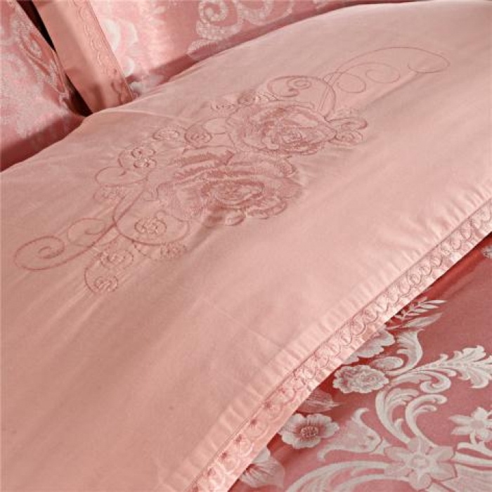 91家纺网 家纺一手货源 找家纺 柔觉家纺 天丝刺绣大提花四件套 奥薇丽雅（豆沙）