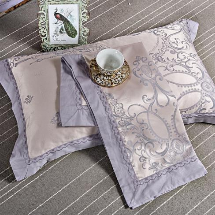 91家纺网 家纺一手货源 找家纺 柔觉家纺 天丝刺绣大提花四件套 约瑟情调-灰金