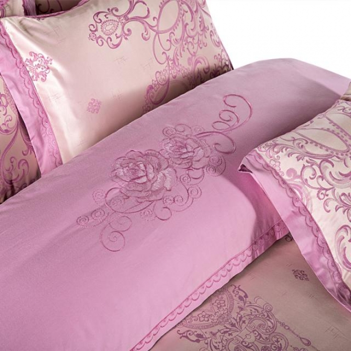 91家纺网 家纺一手货源 找家纺 柔觉家纺 天丝刺绣大提花四件套 约瑟情调-魅紫