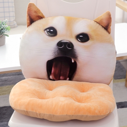 91家纺网 家纺一手货源 找家纺 仟亿莱 2018新品二哈连体坐垫 柴犬惊讶款