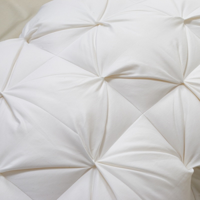 91家纺网 家纺一手货源 找家纺 岚司羽 2021新款全棉羽绒枕扭花鹅绒枕