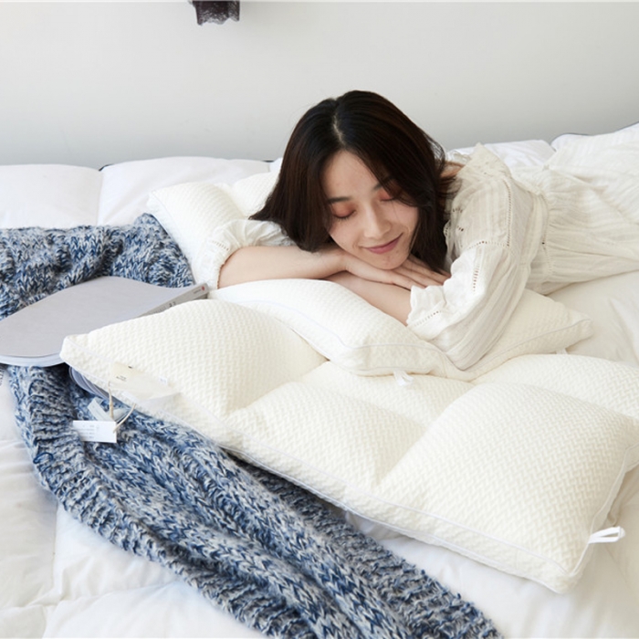 91家纺网 家纺一手货源 找家纺 （总）方回家纺 2018新款韩国进口立体针织绒五分区枕