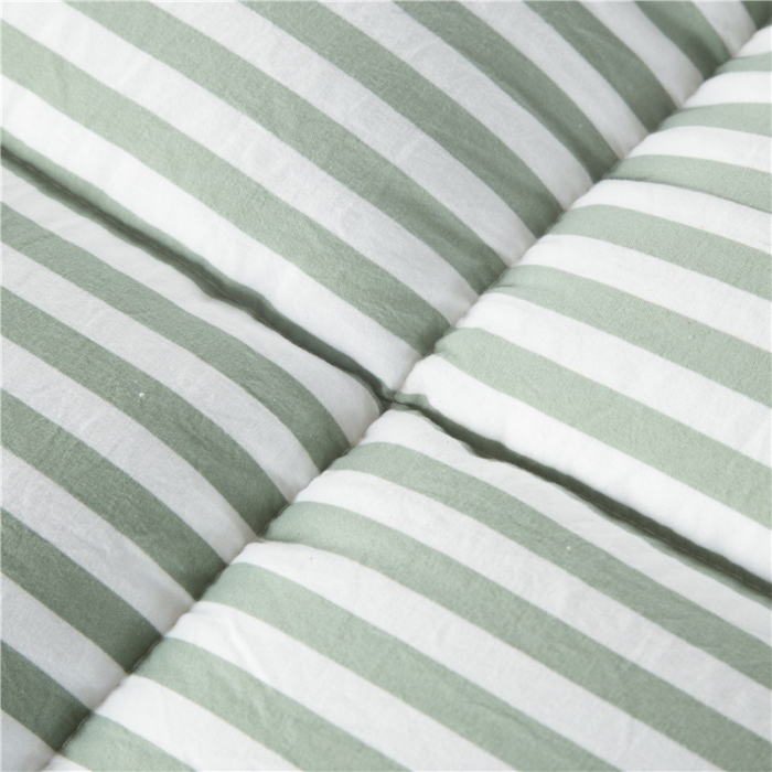 91家纺网 家纺一手货源 找家纺 （总）浩情国际 珍珠毛球AB版印花水洗棉冬被