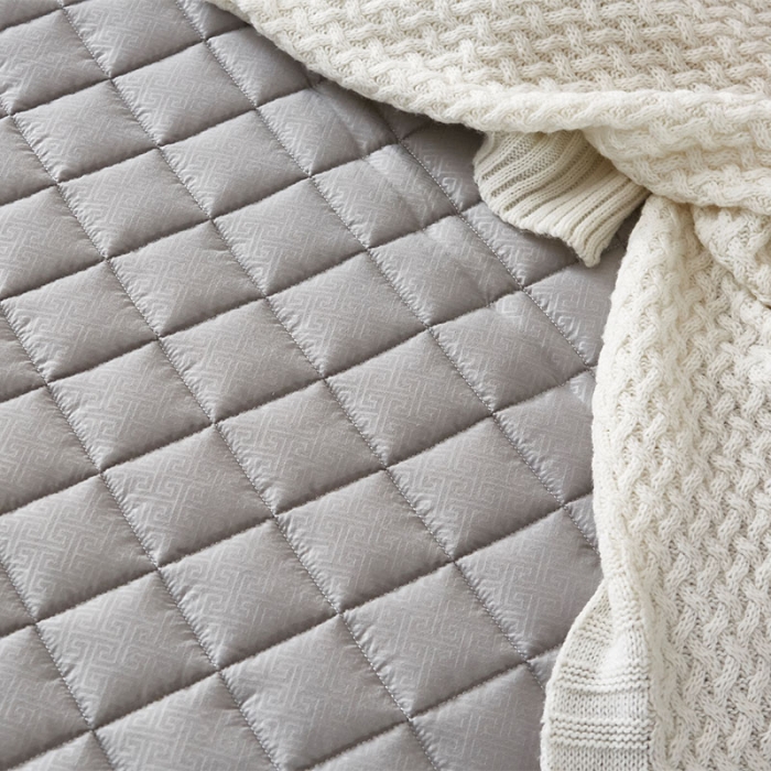 91家纺网 家纺一手货源 找家纺 （总）丽诺床垫床垫 2019纯色压花防滑床褥