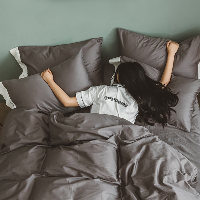 91家纺网 家纺一手货源 找家纺 狠狠爱 60支长绒棉绣花摩登系列套件 高级灰