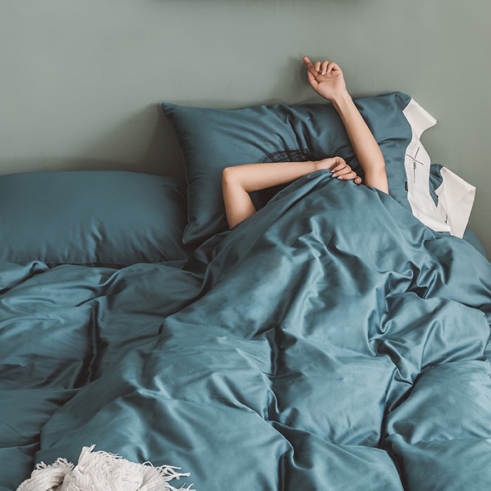 91家纺网 家纺一手货源 找家纺 狠狠爱 60支长绒棉绣花摩登系列套件 宝蓝色