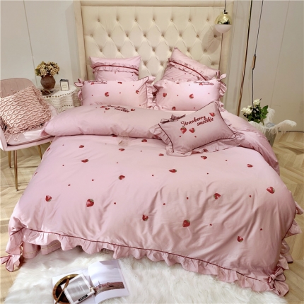 91家纺网 家纺一手货源 找家纺 馨蕊家居 2021新款60长绒棉绣花四件套 粉黛-小红莓