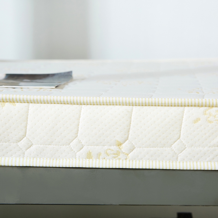 91家纺网 家纺一手货源 找家纺 欣罗兰 2022新款立体针织记忆棉床垫 白色